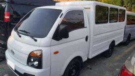 2014 Hyundai H100 shuttle type not l300 kia