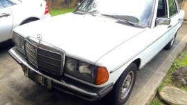 Mercedes Benz W-123 Body 200 MT 1985 FOR SALE 