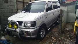 2005 MITSUBISHI Adventure GLx Desil manual