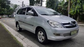 Toyota Innova 2005 J Gas FOR SALE