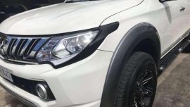 Best Buy Mitsubishi Strada 4WD White For Sale 
