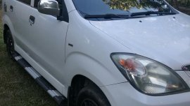 Well maintained Toyota Avanza J 2011 manual