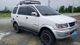 Isuzu Crosswind xuv matic diesel (toyota honda mitsubishi 2010 2011)