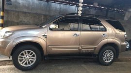 Toyota Fortuner 2011 FOR SALE