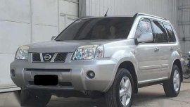 Nissan X-trail 2010 Silver Top of the Line For Sale 