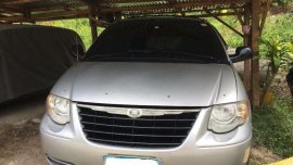 2005 Chrysler Town and Country FOR SALE