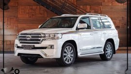 2018 Toyota Land Cruiser 200 Dubai FOR SALE