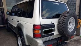 Mitsubishi Pajero Gen 2 AT White For Sale 