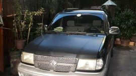 Toyotai Revo 2001 model Manual Black For Sale 