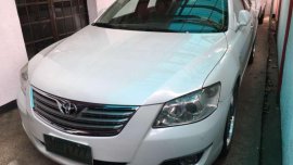 Toyota Camry V AT White Sedan For Sale 