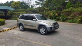 Toyota RAV4 2004 Manual Silver SUV For Sale 