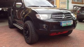 Well-kept Mitsubishi Strada 2012 for sale