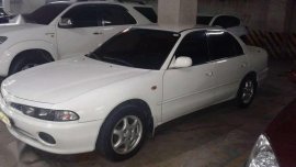 Well-maintained Mitsubishi Galant 1996 for sale