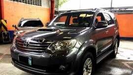 TOYOTA FORTUNER 2012 V AT for sale