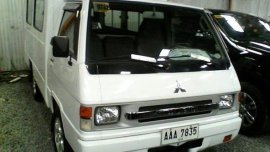 Well-keptMitsubishi L300 2013 for sale