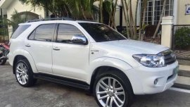 Toyota Fortuner 2005 2.7 G AT White For Sale