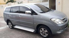 Toyota Innova V 2008 Top of the Line For Sale 