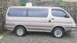 TOYOTA Hiace super custom van matik 1990
