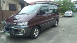 Hyundai Starex 2000 Red For Sale 