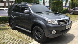Toyota Fortuner 2015 G AT Gray SUV For Sale 