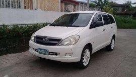 Toyota innova j 2008 white SUV For Sale 