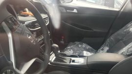 Spied shots inside the China facelifted Hyundai Tucson 2019