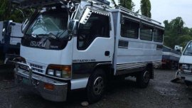 Like new Isuzu Elf for sale