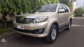 Toyota Fortuner V Series 2014 FOR SALE
