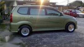 2010 toyota avanza Green For Sale 