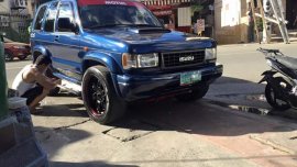 2004 isuzu trooper Blue For Sale 