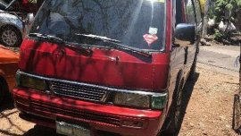 nissan urvan 2005model red for sale 