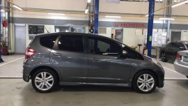 2012 Jazz GE 15V top of the line automatic with paddle shift