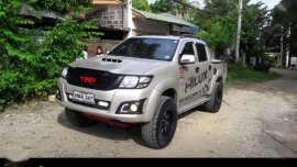 Toyota hilux 2013 4x4 for sale