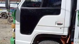 Isuzu truck 2018 for sale