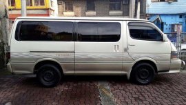 Toyota Super Grandia J 2002