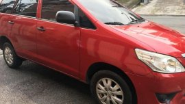 2012 Toyota Innova e gas matic