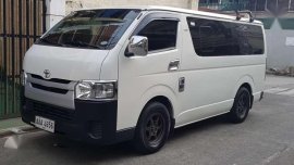 2014 Hiace Commuter D4d