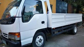 Well maintained Isuzu Elf Truck - Dropside Body For Sale 