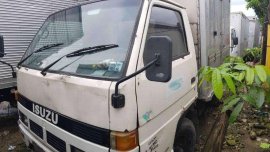 4 Wheeler Elf Isuzu Canter for Sale