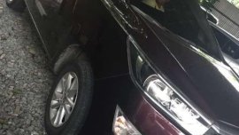 2017 Innova G manual blackish red new look