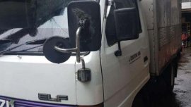 Isuzu elf closevan 1995 model for sale