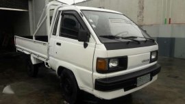 Toyota Lite Ace pickup dropside 8fts