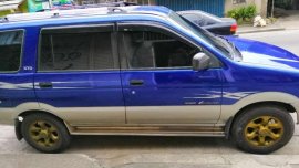 SELLING ISUZU Crosswind xto LIKE NEW