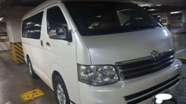 2013 Toyota Hiace Super Grandia D4D AT for sale 