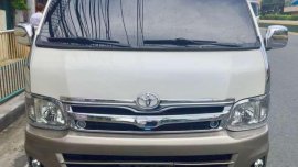 2013 Toyota Hiace GL Grandia MT for sale 