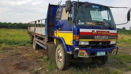 Isuzu Forward 8holes FOR SALE