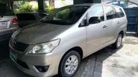 2012 Toyota Innova 2.0 E FOR SALE