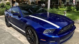 2012 Mustang GT - 5.0L V8 - Kona Blue Metallic