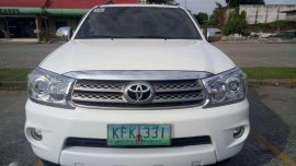 TOYOTA Fortuner 2011 FOR SALE