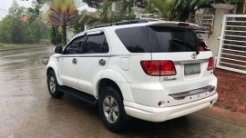 FOR SALE: Toyota Fortuner 2006 4x4 (Automatic)